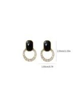 Korean Fashion Pearl Earrings - Image 4